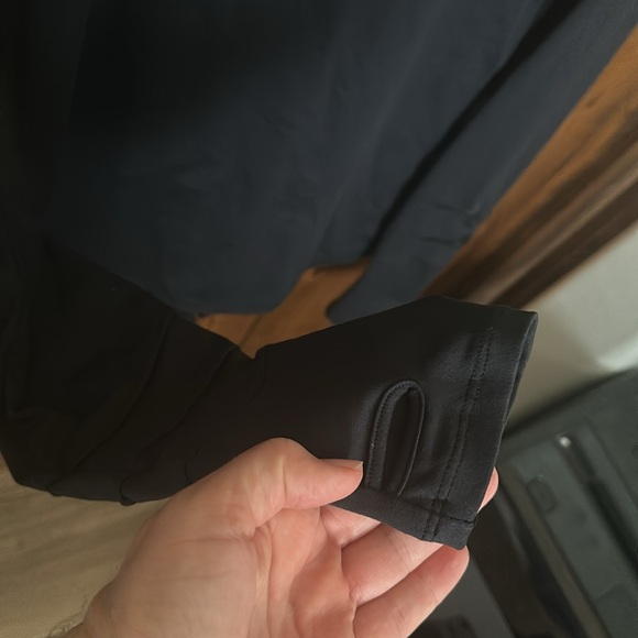 Oiselle Ari Jacket, Size 8 - Picture 5 of 10